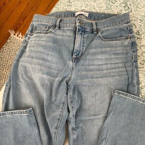 Loft Girlfriend straight leg size 8